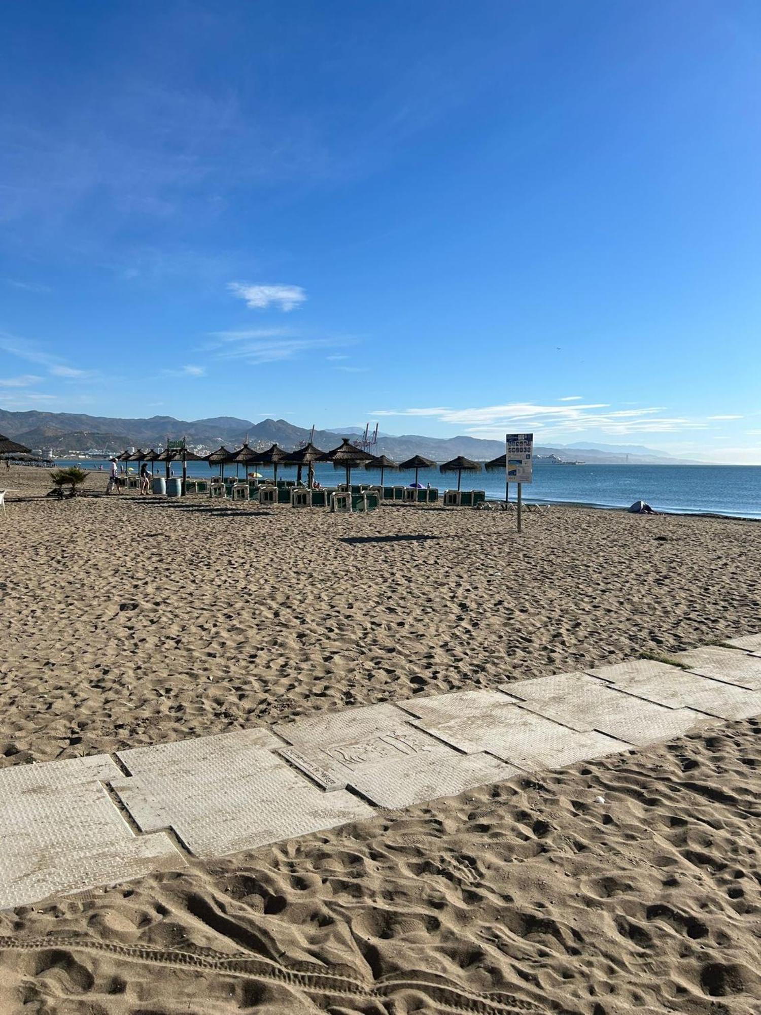 Apartamento Jardin Del Mar Málaga Eksteriør billede